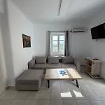 Kaniaris * Parikia (Paros)