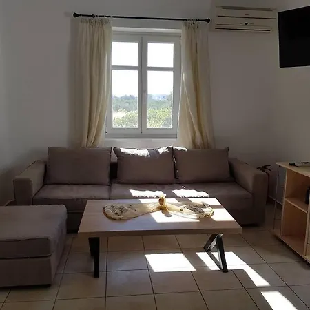 Kaniaris * Parikia (Paros)