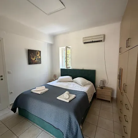 Kaniaris Apartamento *