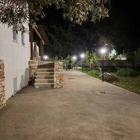 Kaniaris Apartamento *