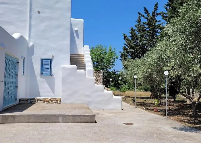 Kaniaris Parikia (Paros)